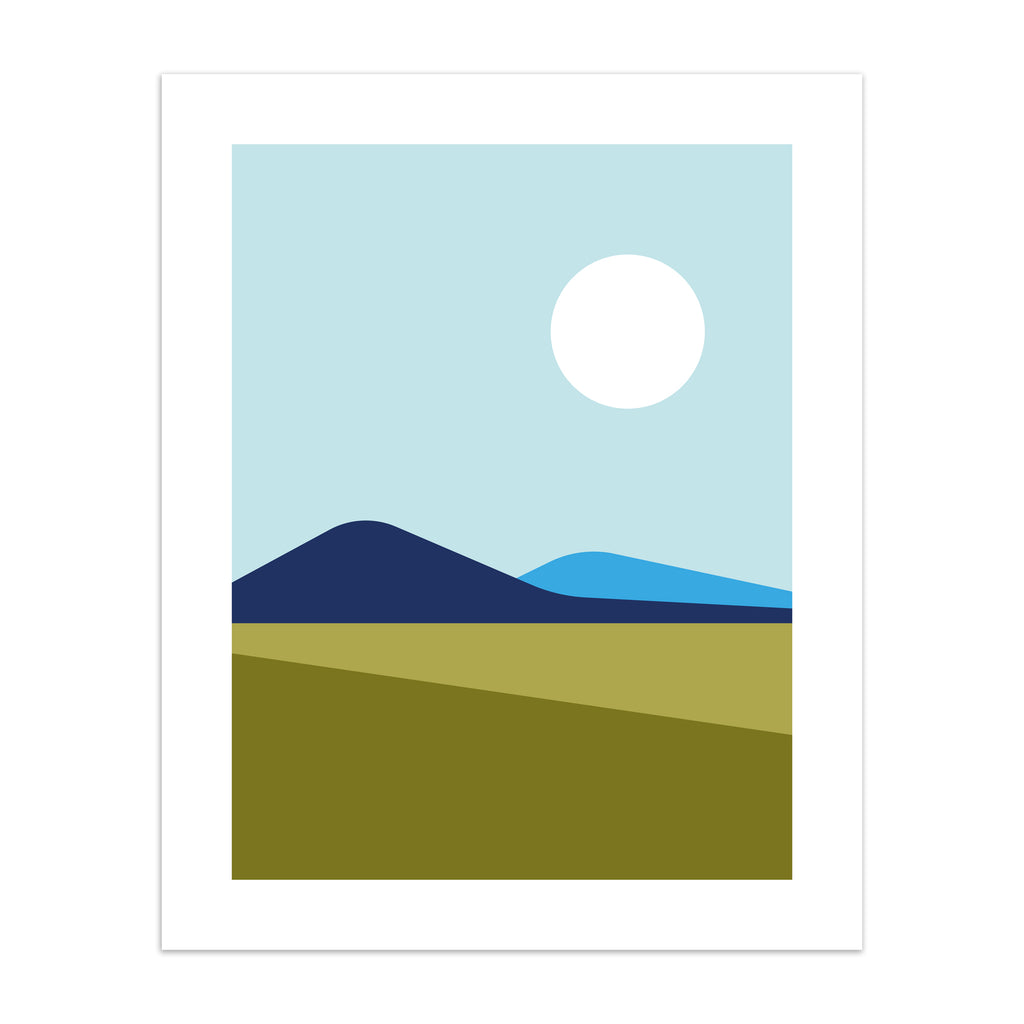 Minimalistic print featuring a beautiful mountain landscape.